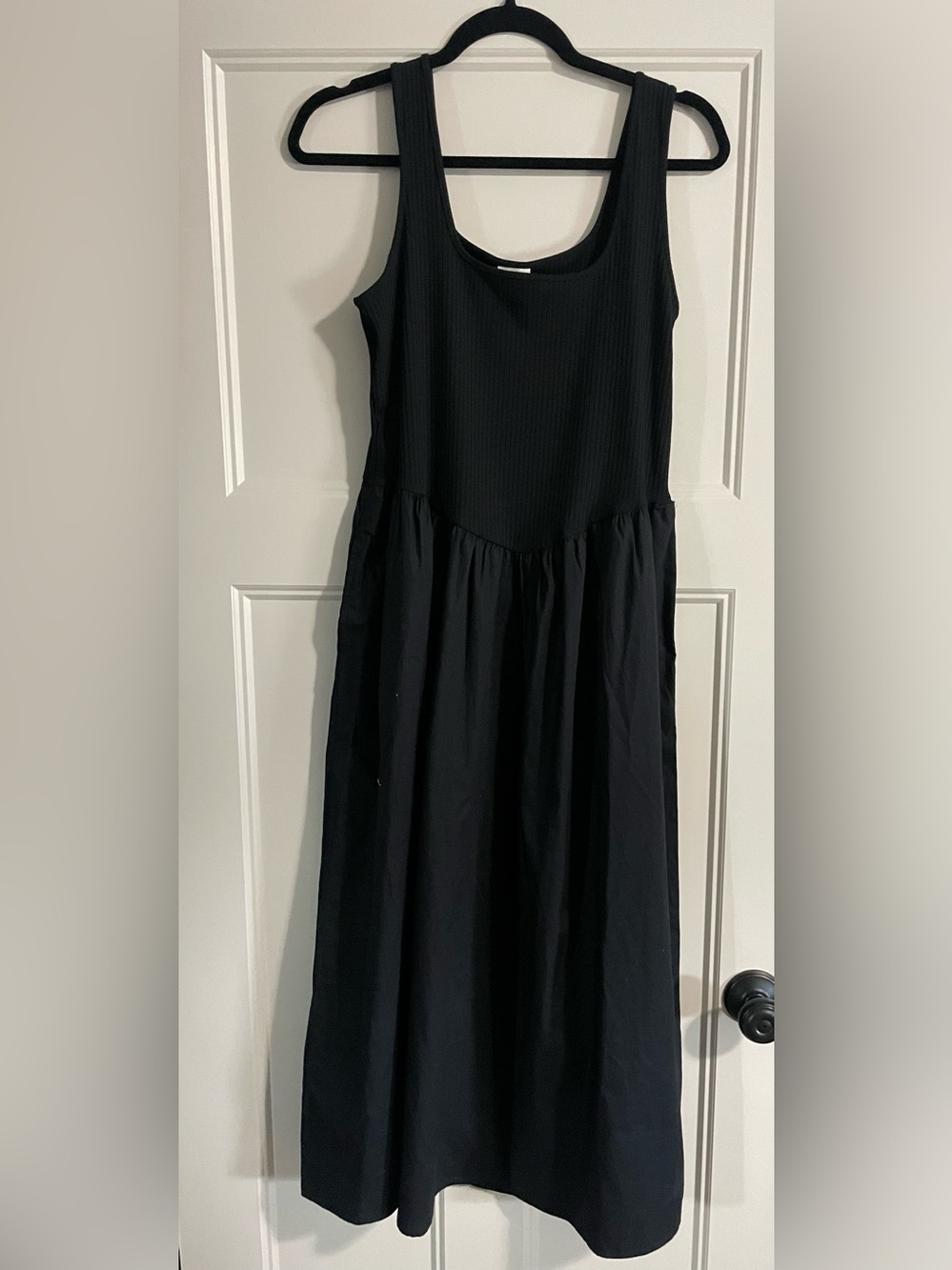a new day Black Sleeveless Midi Dress